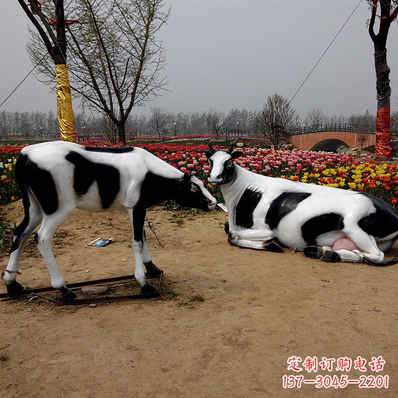 内江室外仿真动物雕塑-奶牛,为您打造精美细腻的艺术品