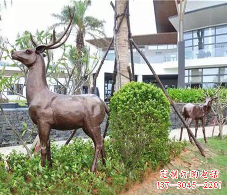 内江艺术大师铸造的精美梅花鹿雕塑