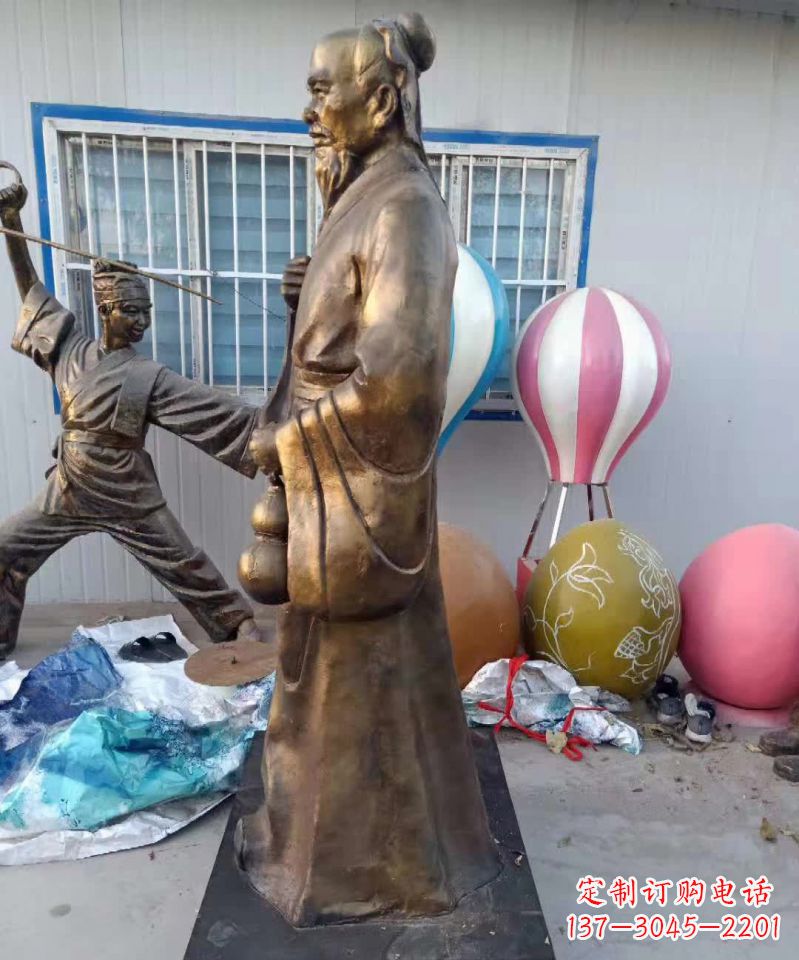 内江传承中医华佗的传奇—华佗名医铜雕