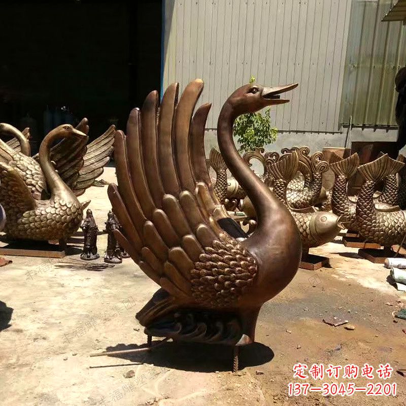 内江精美黄铜天鹅雕塑中领雕塑的精美黄铜天鹅雕…