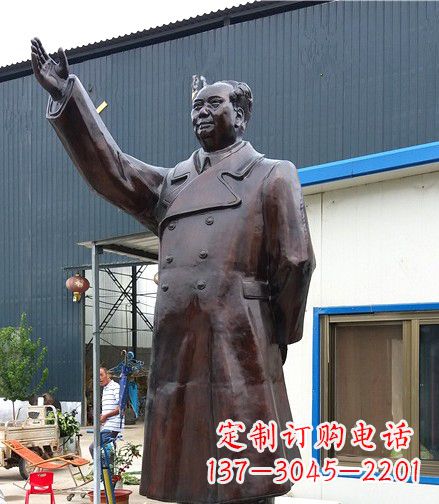 内江铸造精美的挥手毛主席铜雕像