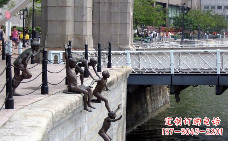 内江街边跳水的小孩小品铜雕
