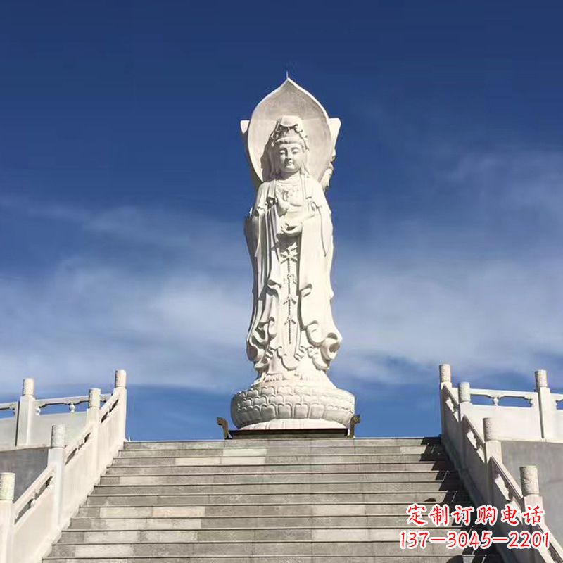 内江专业定制三面观音石雕景观雕塑