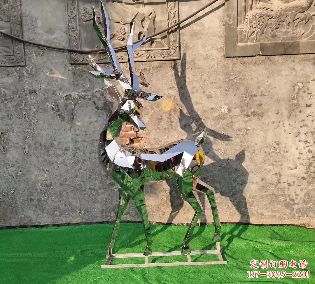 内江闪耀华丽的不锈钢几何梅花鹿雕塑