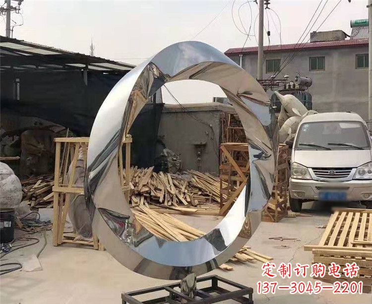 内江镜面不锈钢几何圆环雕塑,经典永恒之美