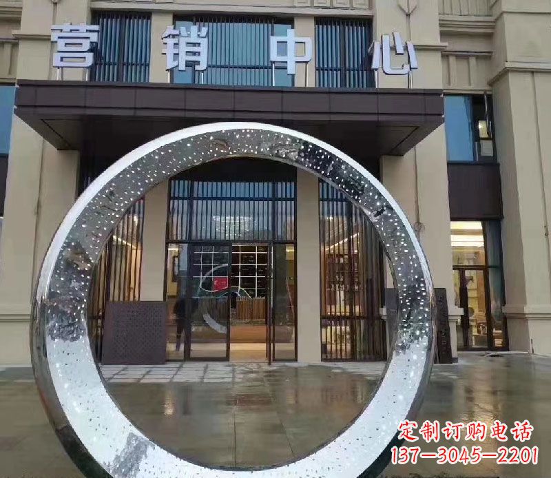 内江镜面时尚圆环不锈钢雕塑