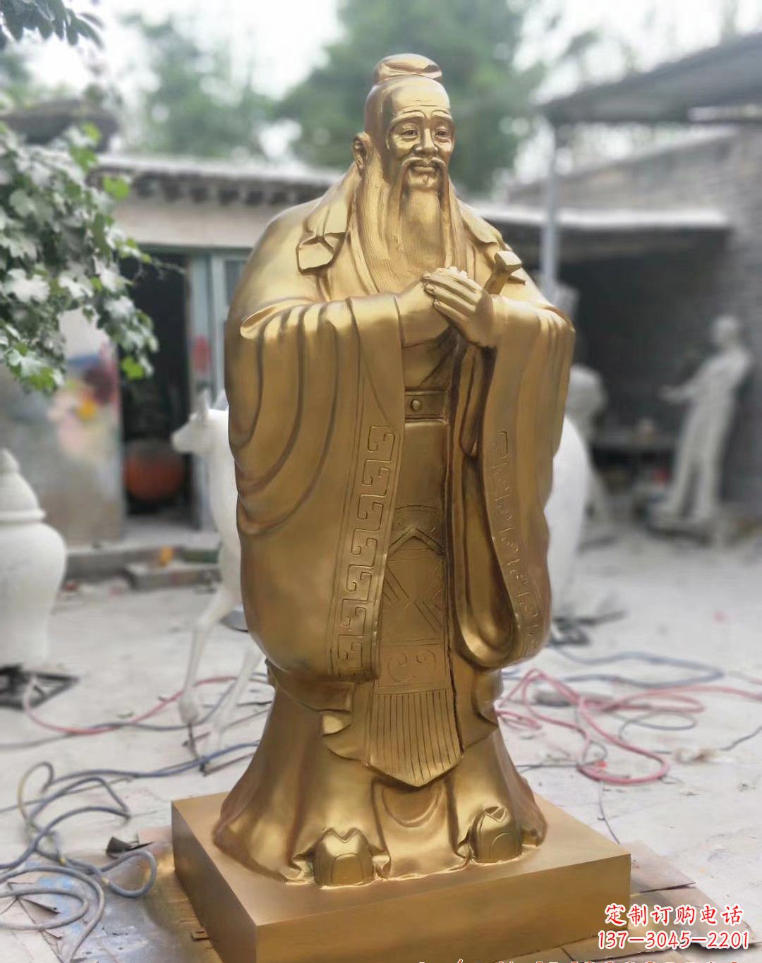 内江高雅典雅的孔子铜雕像