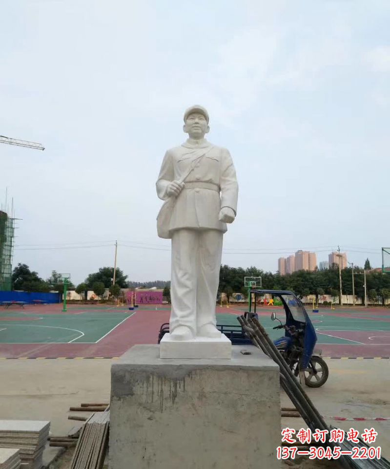内江精美雷锋石雕,纪念伟大的民族英雄