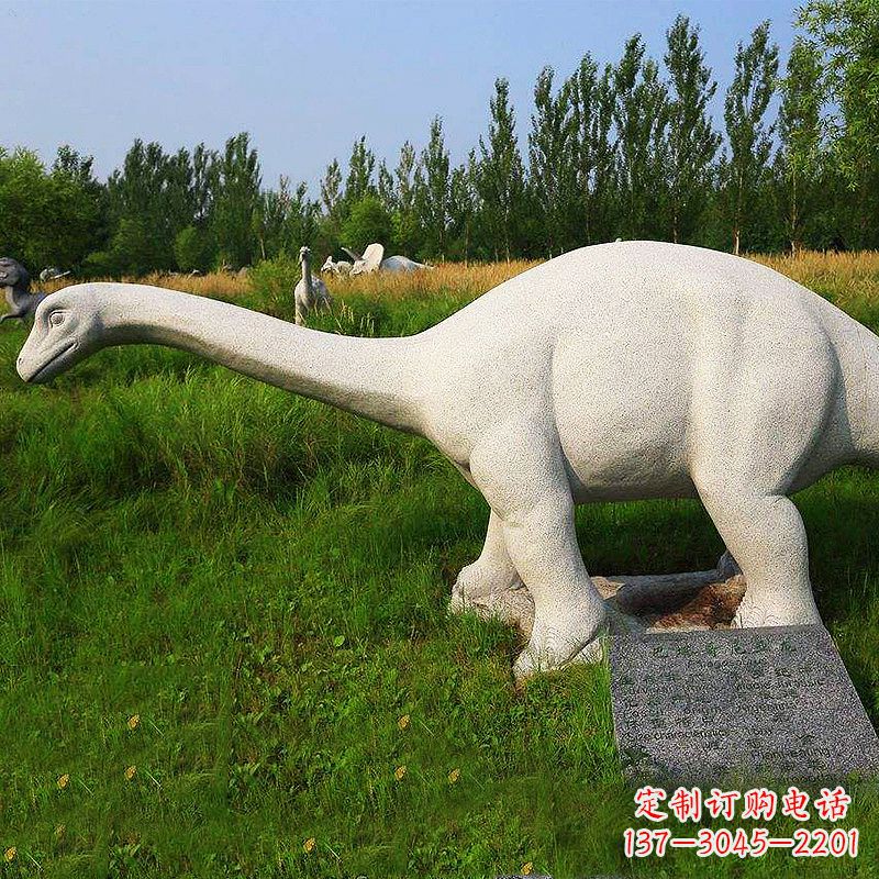 内江雕塑精美,细节精准,呈现出自然风情,瑞士红宝石动物雕塑