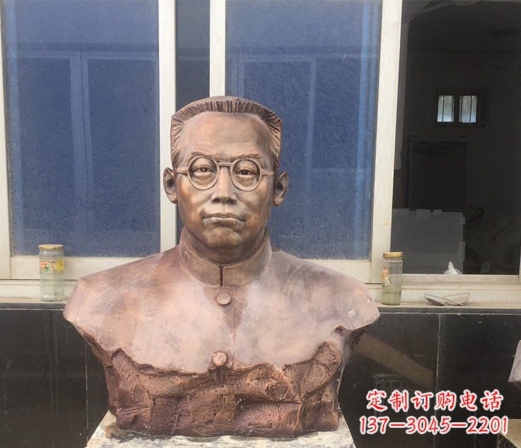 内江精致的刘伯承头像铜雕