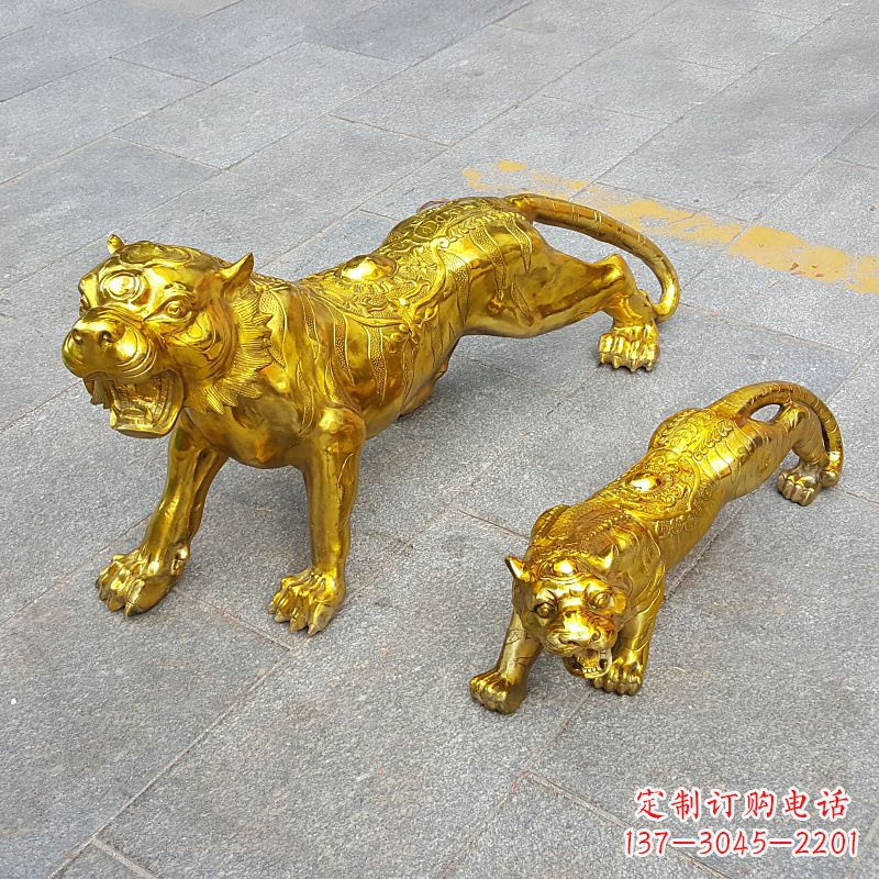 内江鎏金老虎,铜雕工艺精美