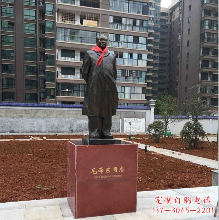 内江毛主席伟人铜雕,让传承历史文脉!