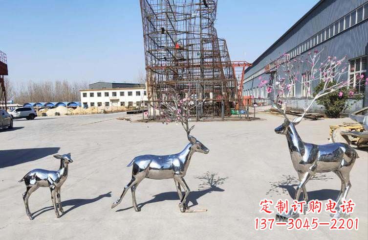 内江梅花鹿不锈钢雕塑,惊艳于众