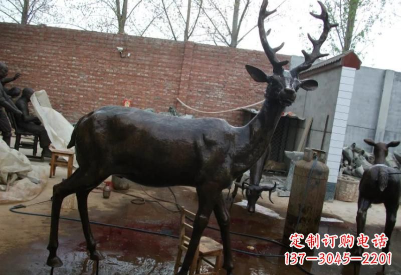 内江唯美的梅花鹿铜雕,让你的家中添彩更有情调