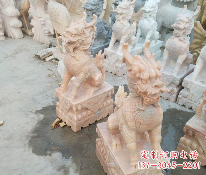 内江华丽夺目,雕琢精美的麒麟石雕