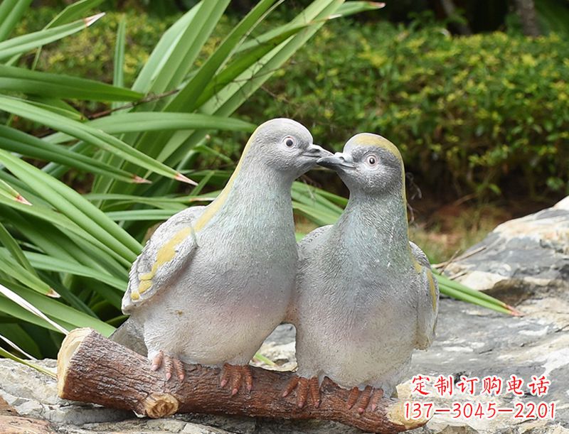 内江南京抗战胜利纪念馆和平鸽雕塑,历久弥新