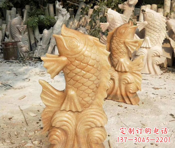 内江中领雕塑精美鲤鱼雕塑