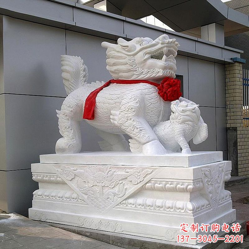 内江超精美的中国麒麟石雕