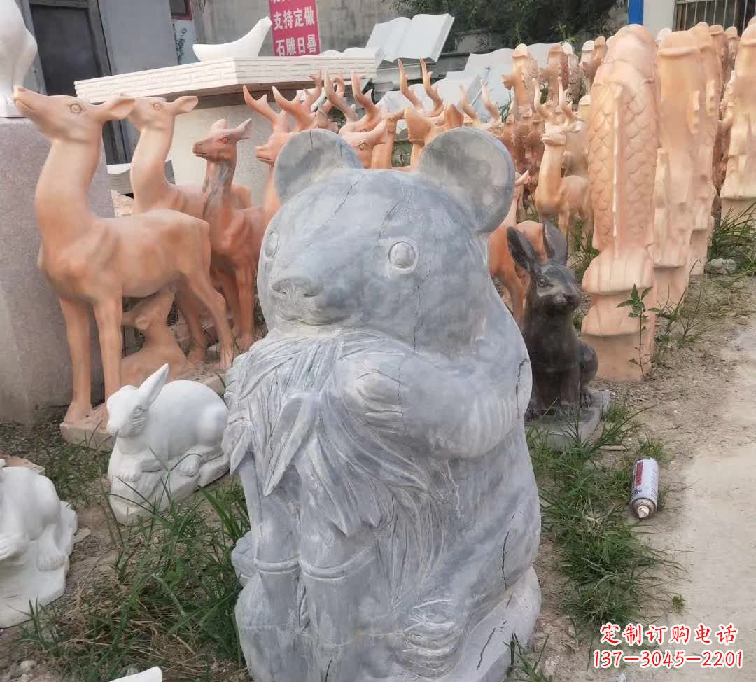 内江青石熊猫雕塑,传承古典文化