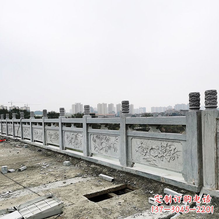 内江青石户外石雕栏板引人入胜的艺术之美