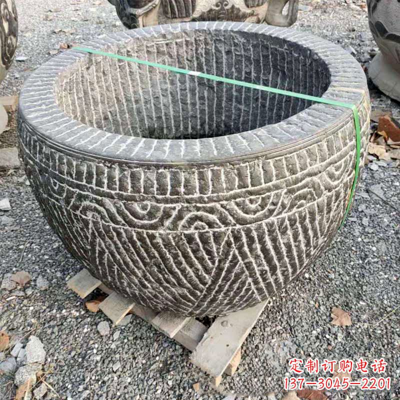 内江精美青石莲花水缸雕塑