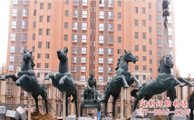 内江精美青铜马拉车广场雕塑