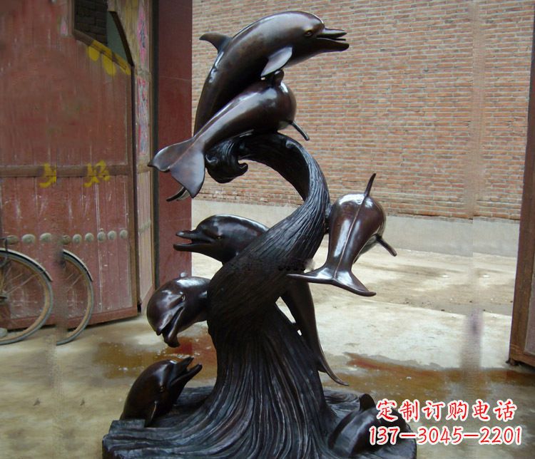 内江尊贵华丽的海豚雕塑