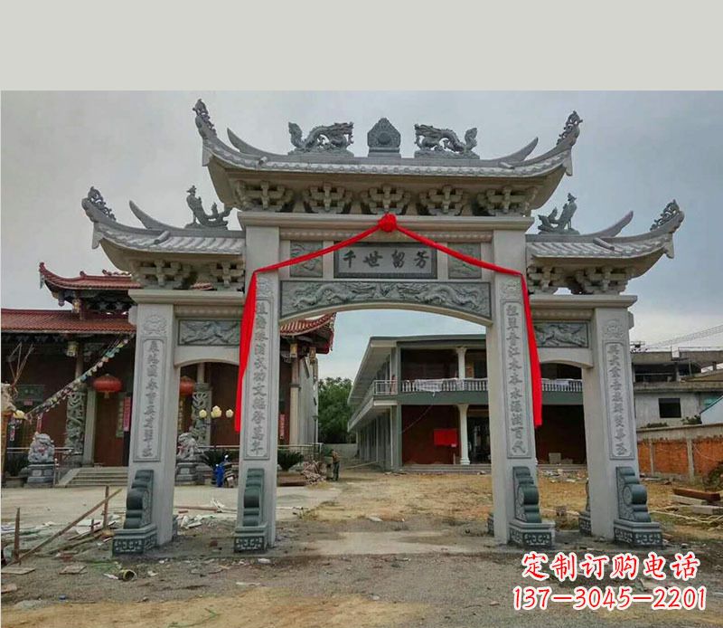内江以传统工艺为源的独特牌坊石雕