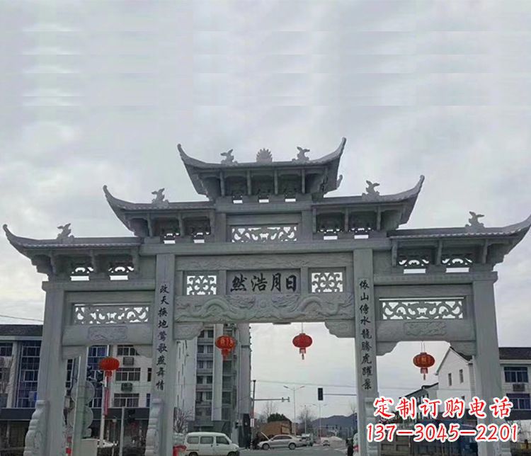 内江三门五楼石牌坊:精美石雕艺术