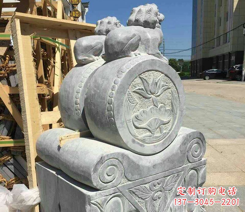 内江中领雕塑:仿古石门墩石雕艺术品