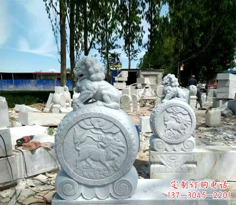 内江狮子抱鼓石招财门墩石雕,铸就心愿