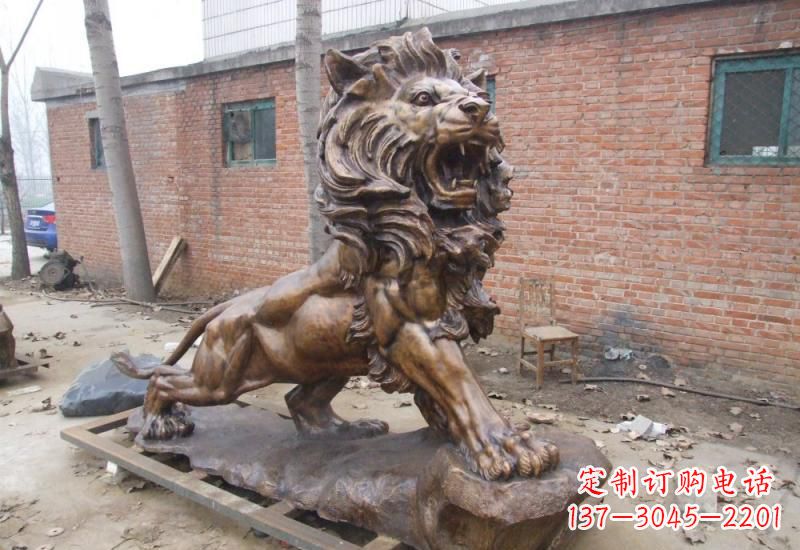 内江高雅华贵的狮子铜雕