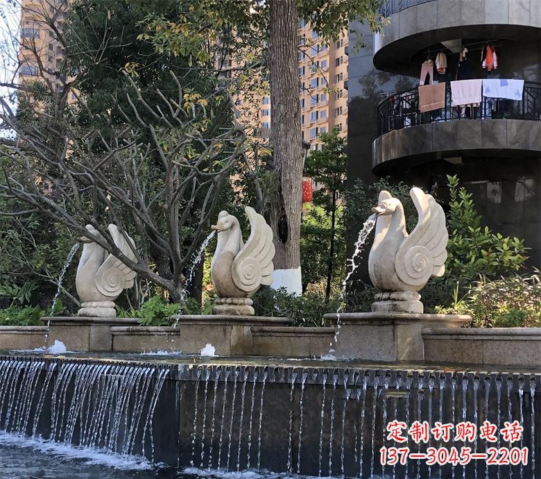 内江石材喷水鹅 园林动物石雕景观摆放 水池石天鹅