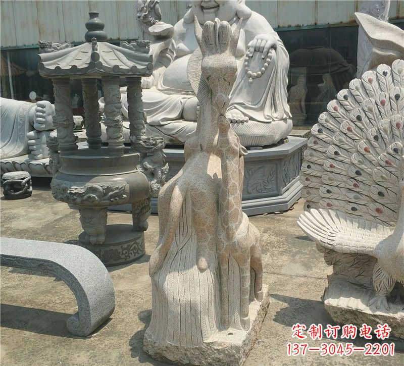 内江高贵优雅的长颈鹿雕塑