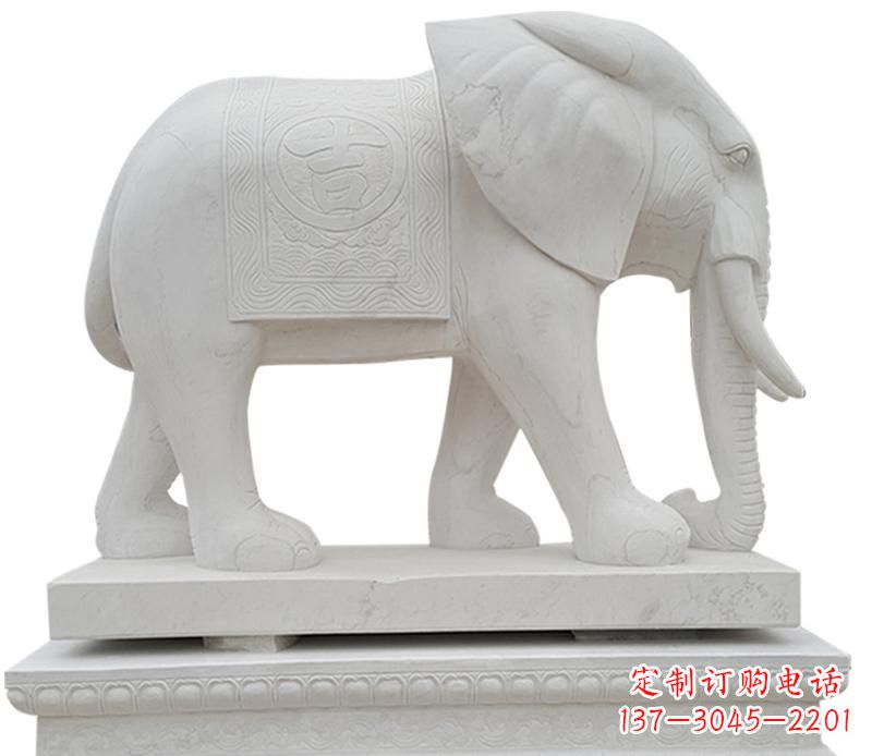 内江石雕公园立式大象雕塑