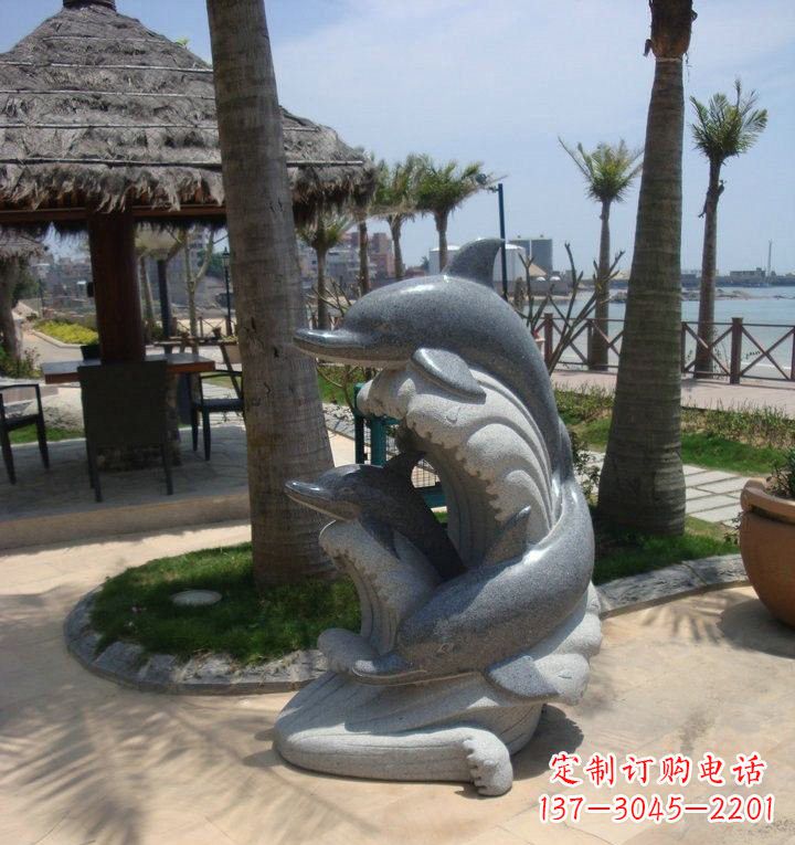 内江海豚雕塑,让海洋之声带给你温暖