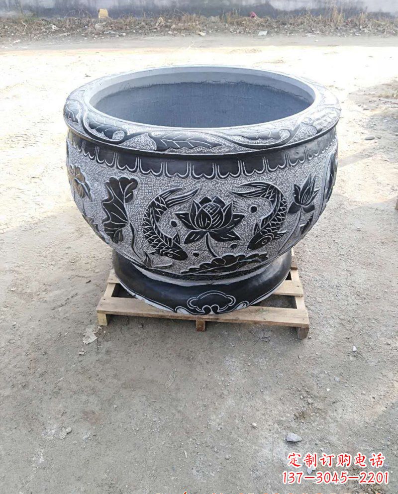 内江独特雕花盆,精美别致的家庭装饰