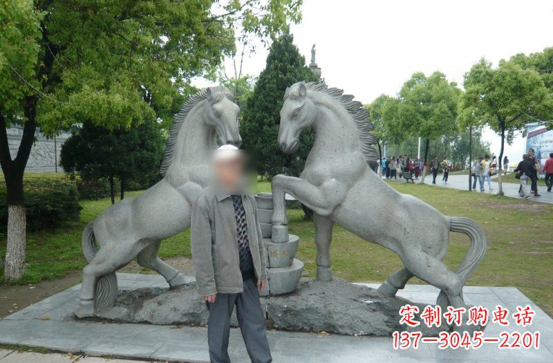 内江石雕马到成功马