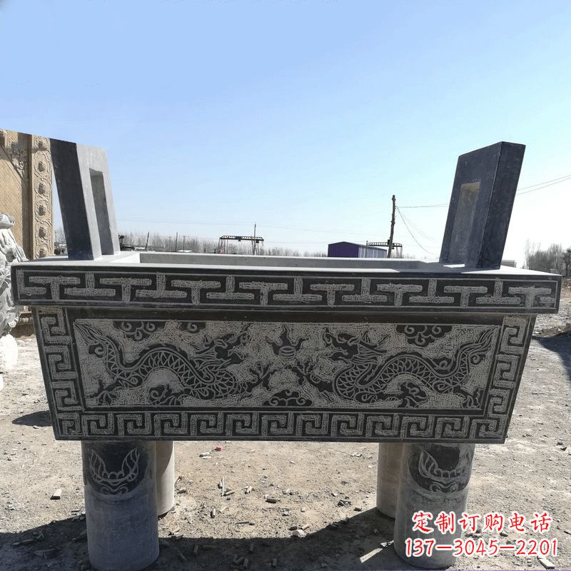 内江寺庙墓地祭祀四足方鼎,青石仿古石雕香炉