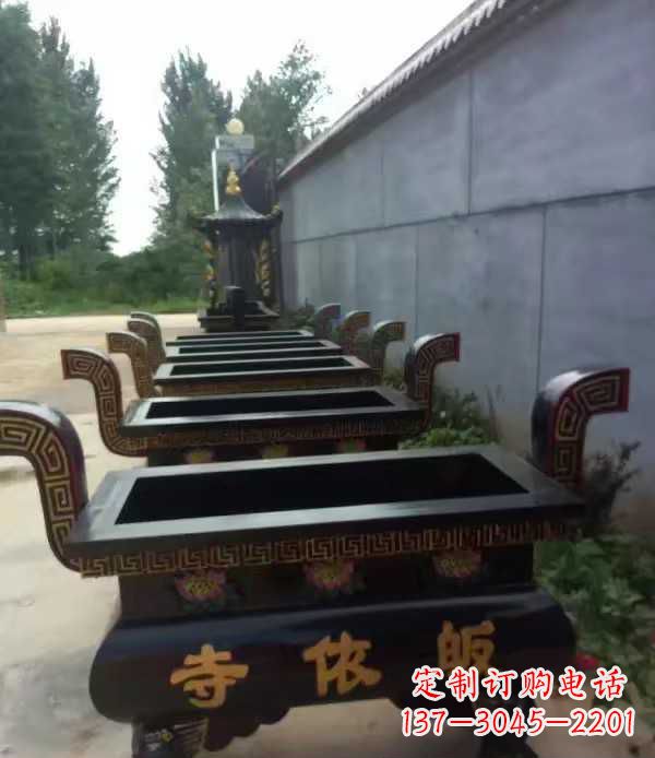 内江寺庙四足方形香炉铜雕
