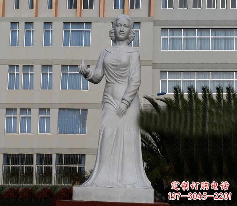 内江提灯天使弗洛伦斯·南丁格尔石雕 (2)