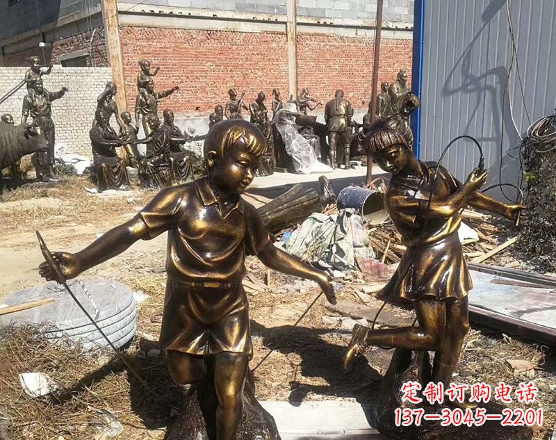 内江跳绳的儿童铜雕