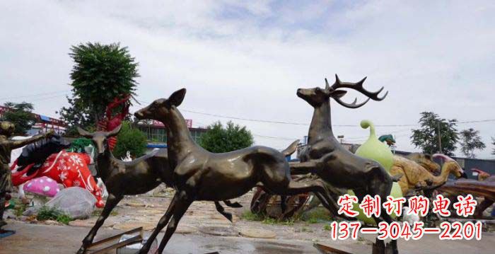 内江跳跃的小鹿铜雕