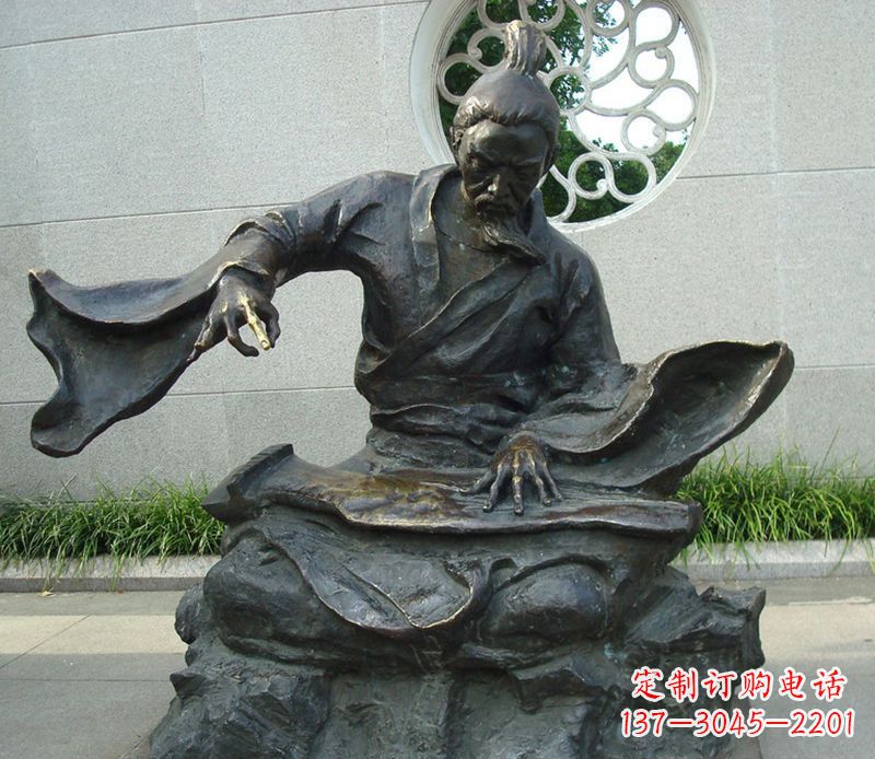 内江铜雕弹钢琴