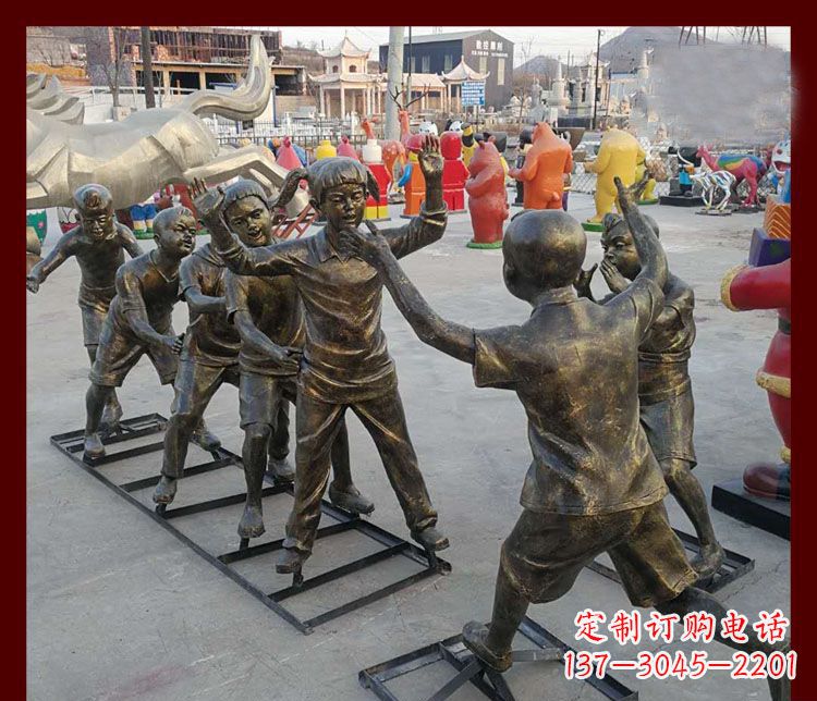 内江玩老鹰捉小鸡的儿童铜雕