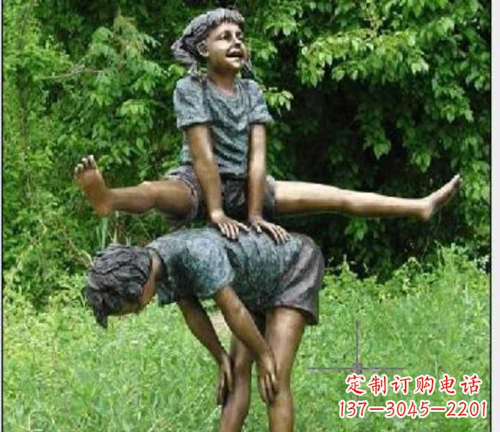 内江玩跳山羊的儿童铜雕