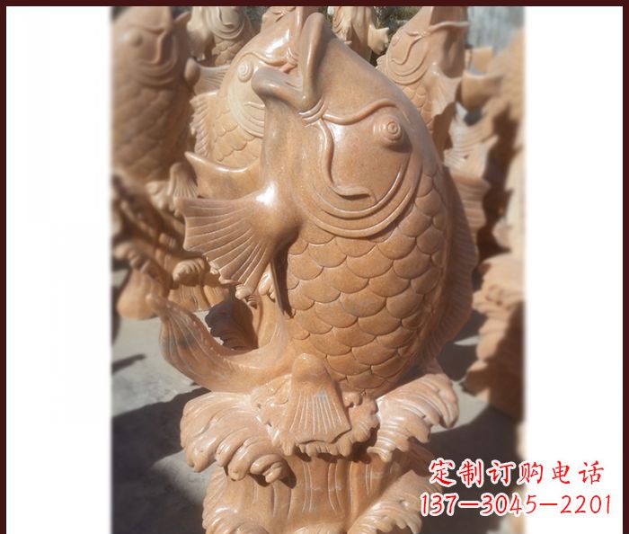 内江晚霞红喷水鲤鱼石雕 (3)