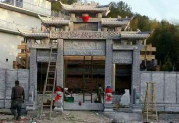 内江三门仿古石雕牌坊打造质感升级的精致建筑