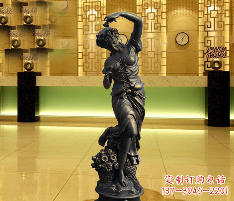 内江西方女人别墅景观铜雕