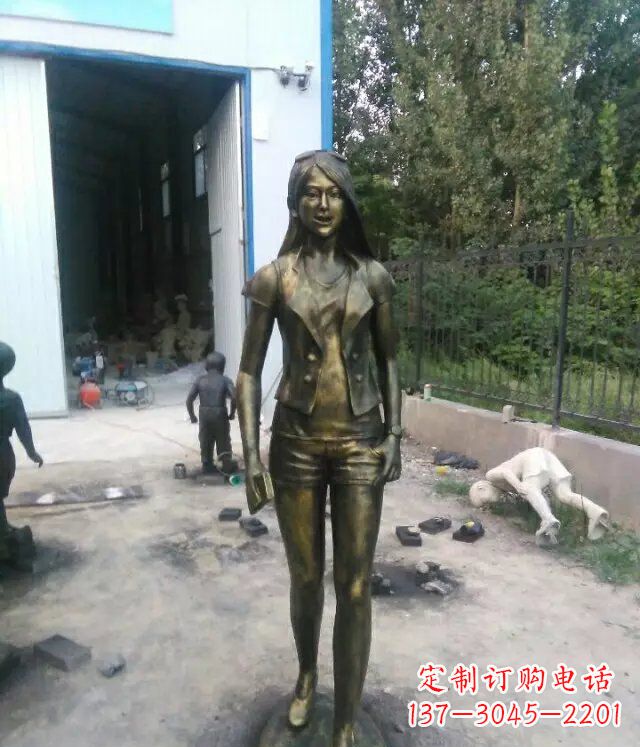 内江现代美女广场人物铜雕